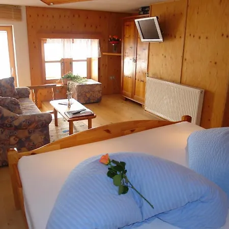 Hotel Krosbacher Hof Seefeld in Tirol